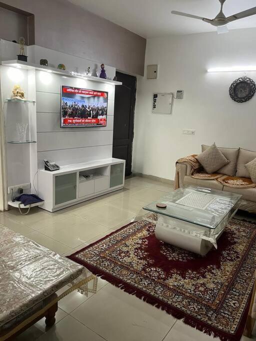 Stellar Jeevan Greater Noida Exterior photo